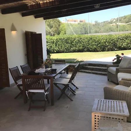 Σπίτι διακοπών Porto Istana Beach House Όλμπια